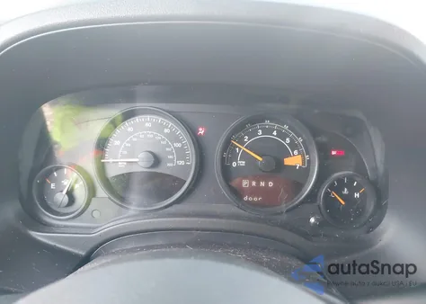 2016 Jeep Patriot Latitude из США, поврежденный, VIN 1C4NJRFBXGD758768